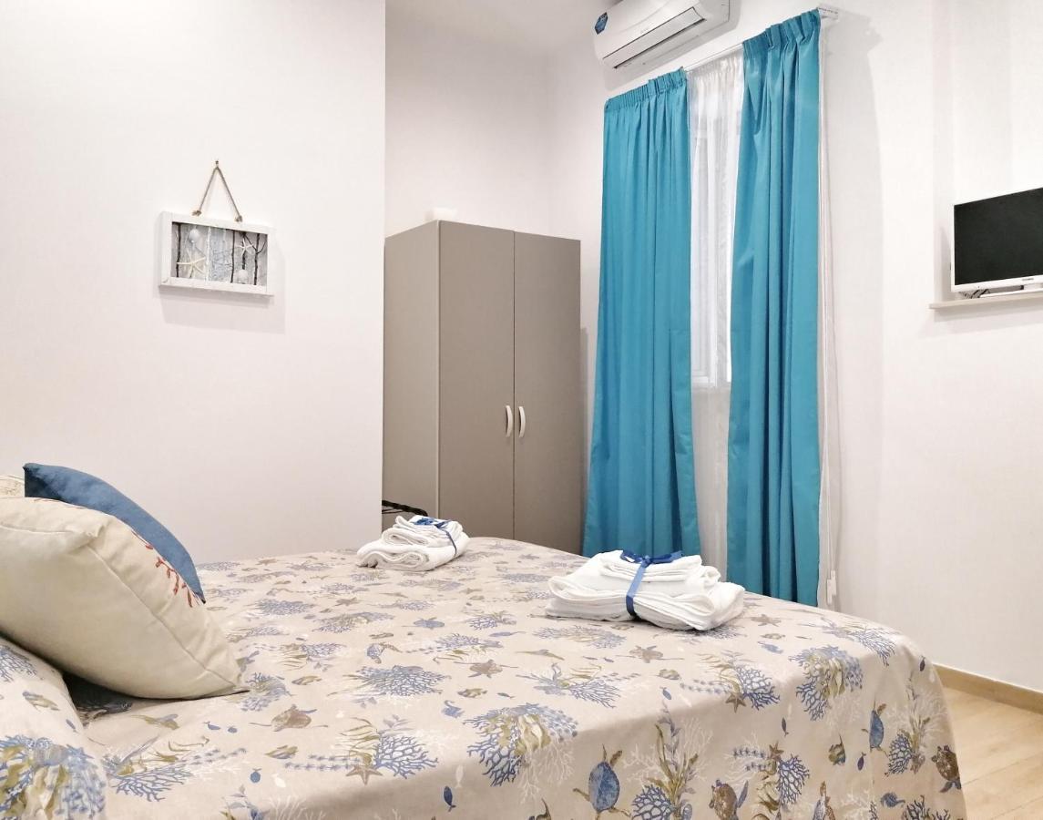 B&B Marina Di Naxos Giardini Naxos Exteriör bild